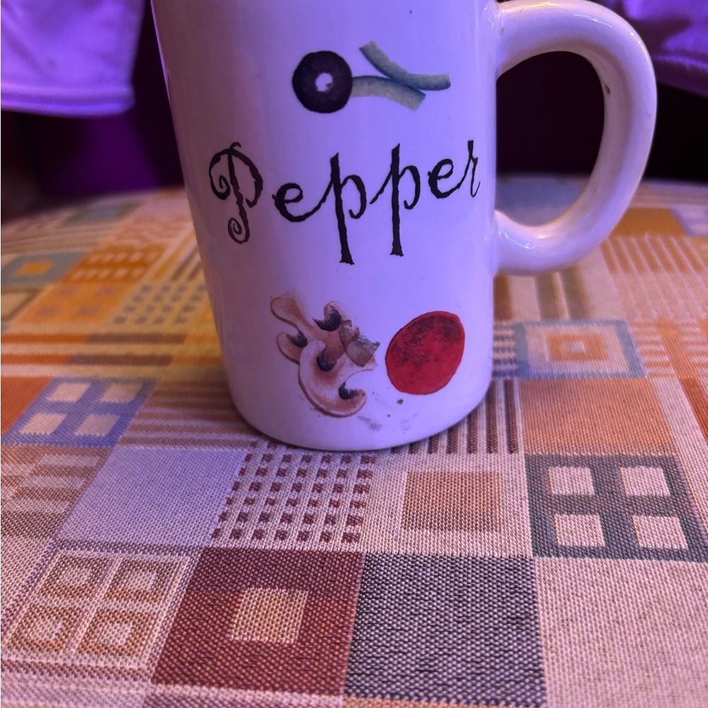 White Pepper shaker
